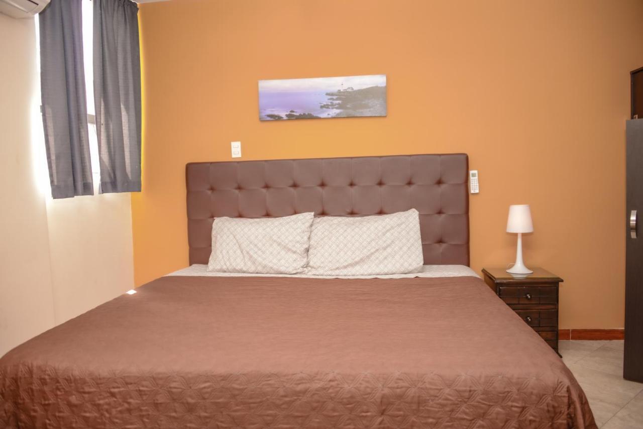 Calle 8 Suites Medellin Bagian luar foto